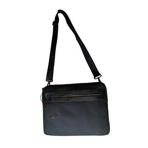 Tumi Mens Black Nylon Crossbody Messenger Bag Carbon Fiber Trim Zip NWT $395